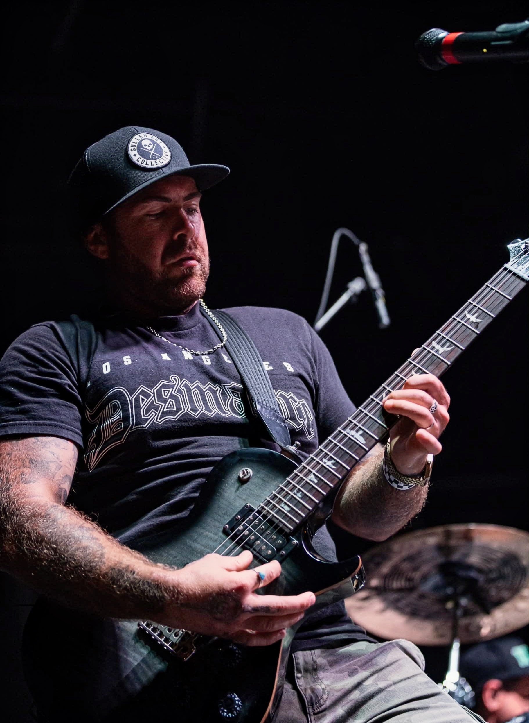 Kyle Smith performing